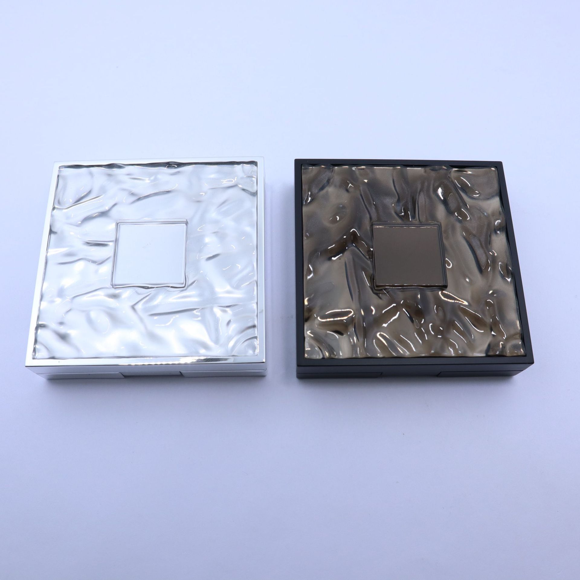 Custom Luxury Decorated Cover Top Empty Square Bronzer Highlighter Pressed Compact Powder Case Packaging - P127 - Image 2